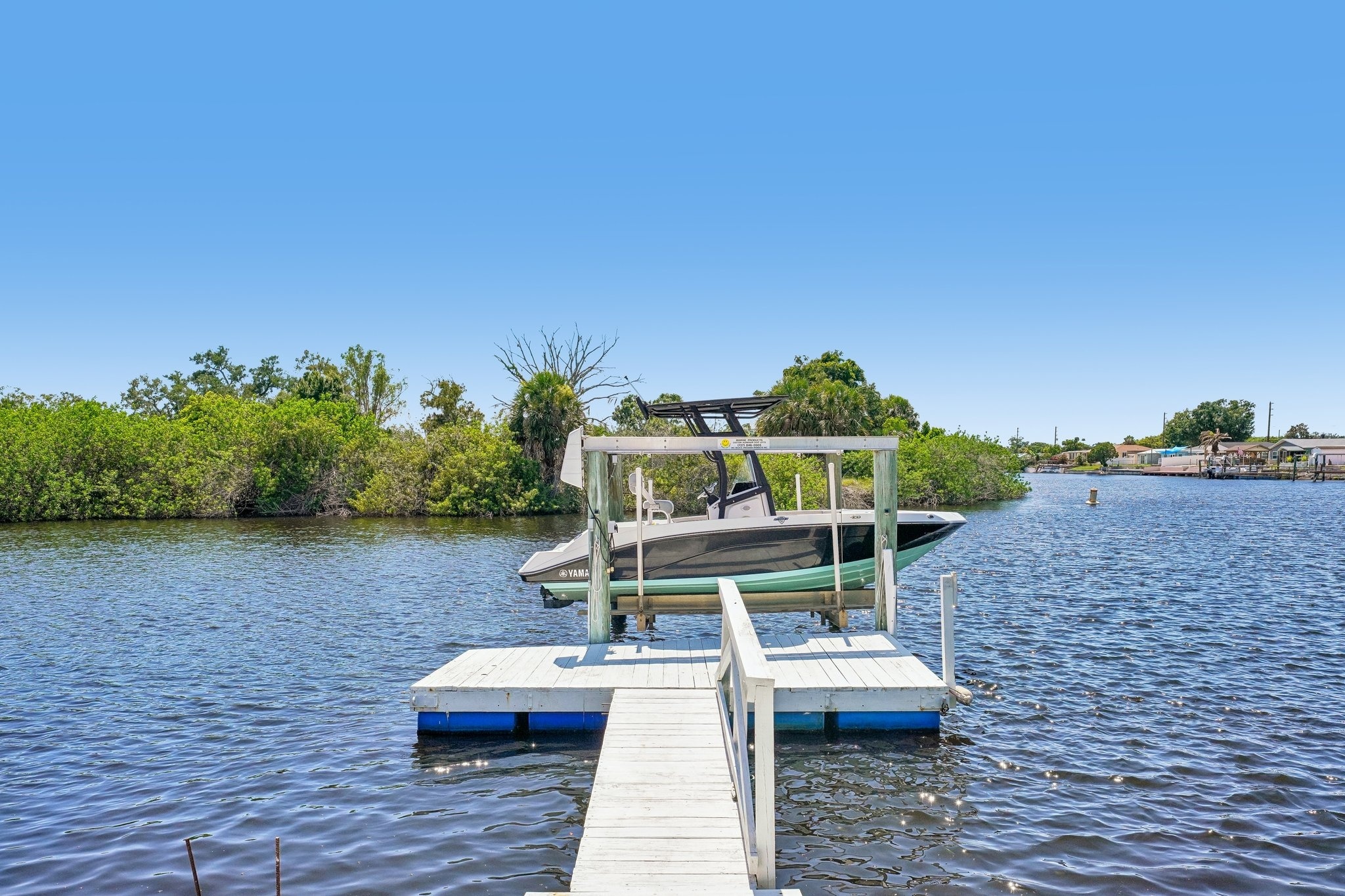 Private dock with 10,000-pound boat lift and direct Gulf access on the Anclote River, Holiday FL 34690