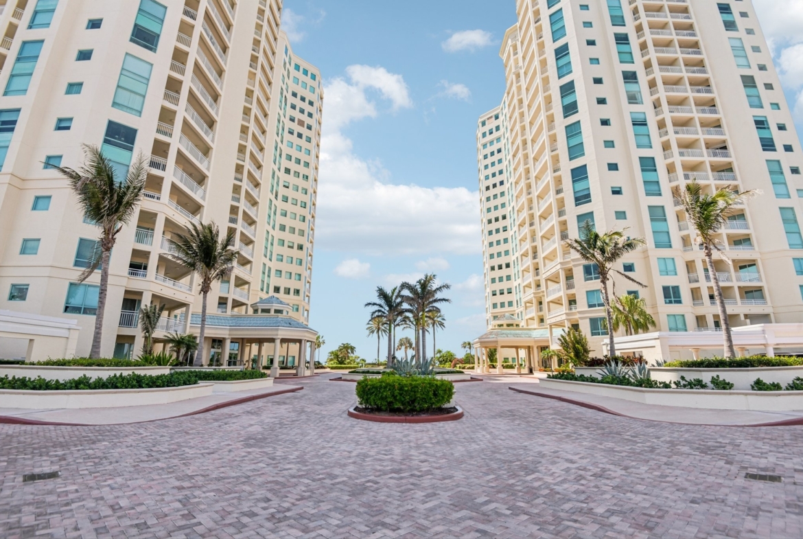 Gated entry and valet motor court at The Grande on Sand Key, Clearwater Beach FL