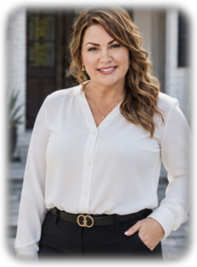 Monica Karcz, Florida Realtor and Senior Premier Agent with Redfin