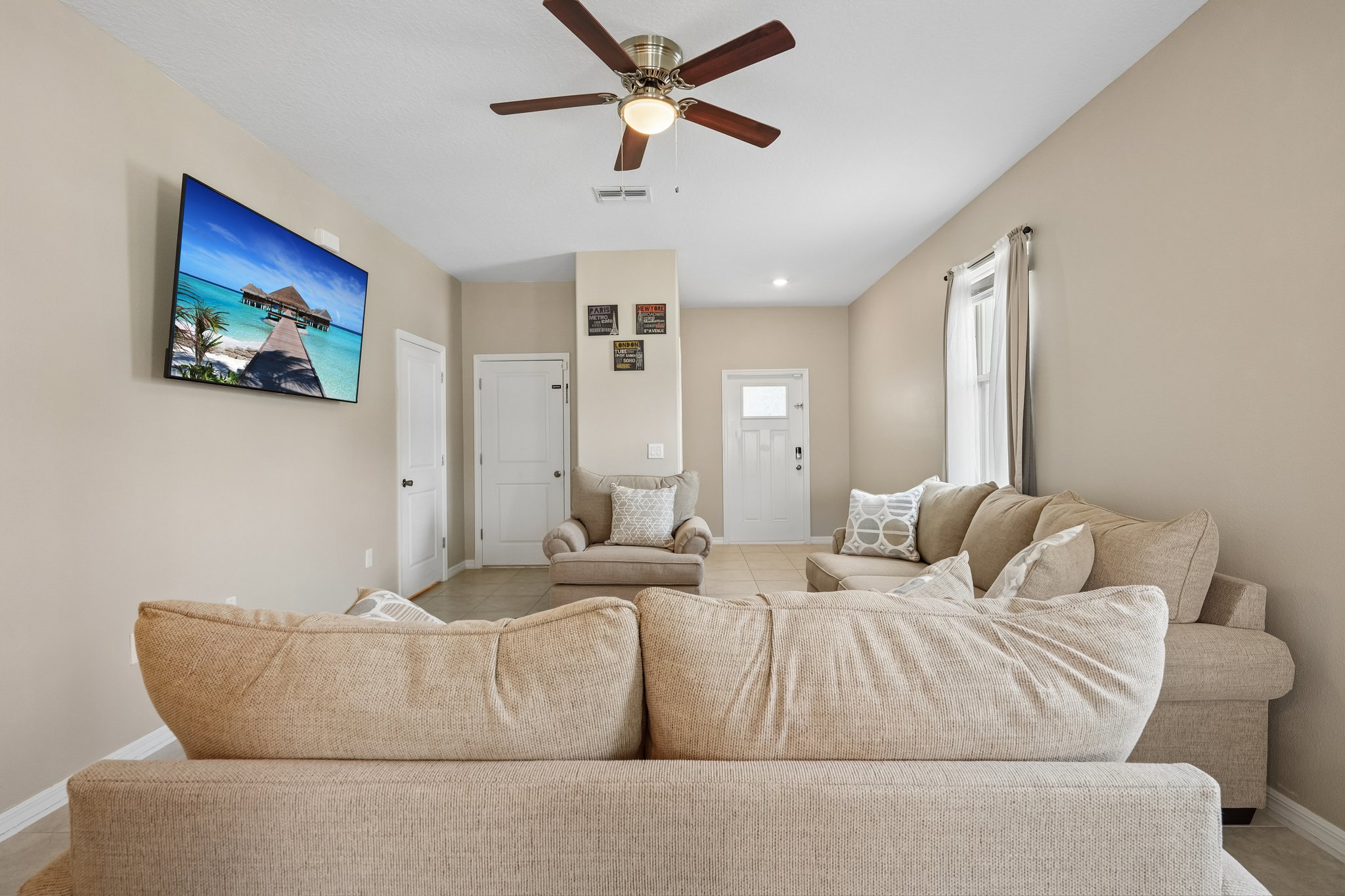 5111 Forum Blvd, Holiday FL end-unit townhome for sale - photo 9