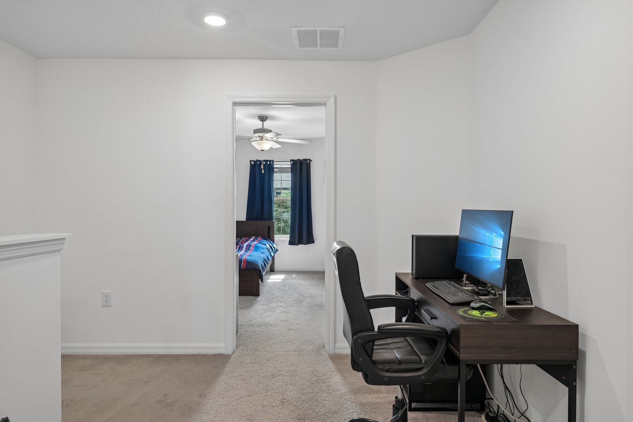 5111 Forum Blvd, Holiday FL end-unit townhome for sale - photo 37