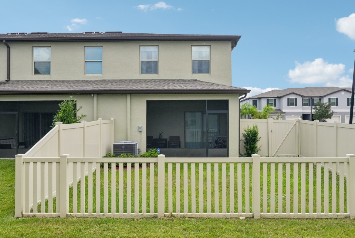 5111 Forum Blvd, Holiday FL end-unit townhome for sale - photo 47