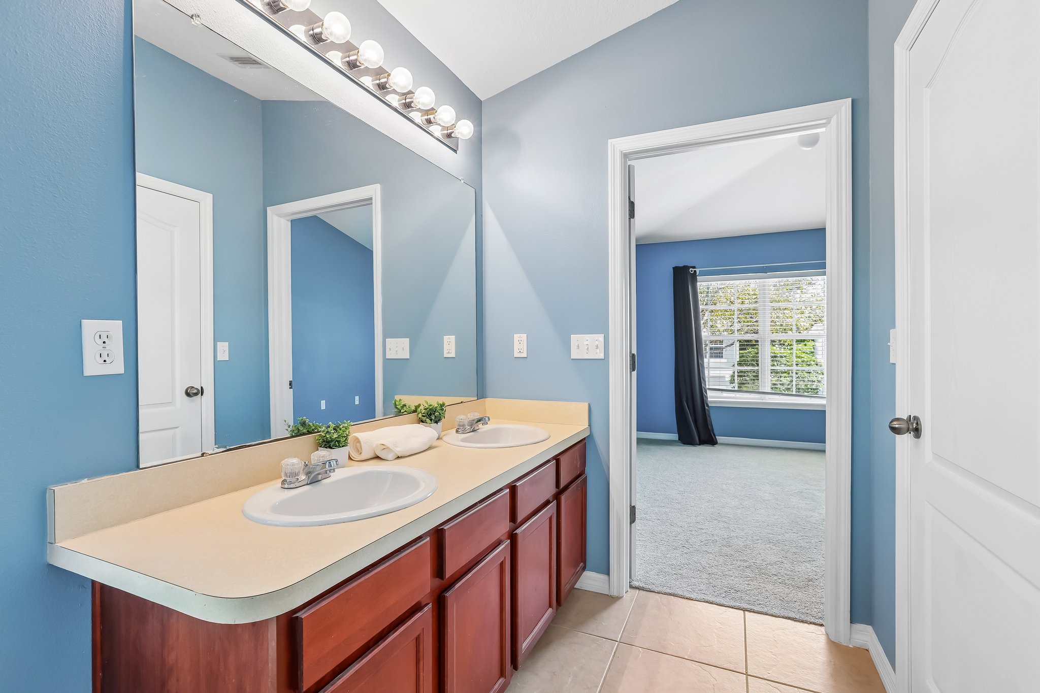 7703 Red Mill Cir, New Port Richey FL end-unit townhome for sale - photo 6