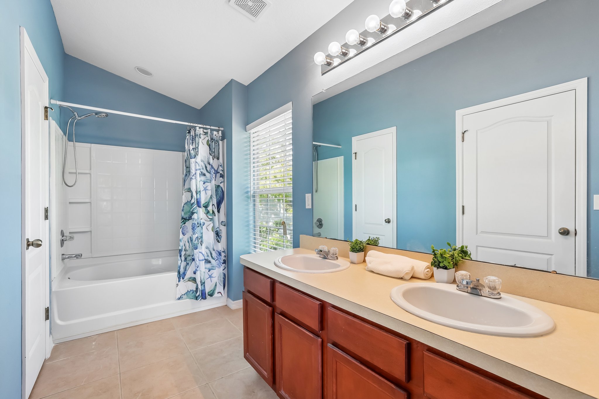 7703 Red Mill Cir, New Port Richey FL end-unit townhome for sale - photo 7