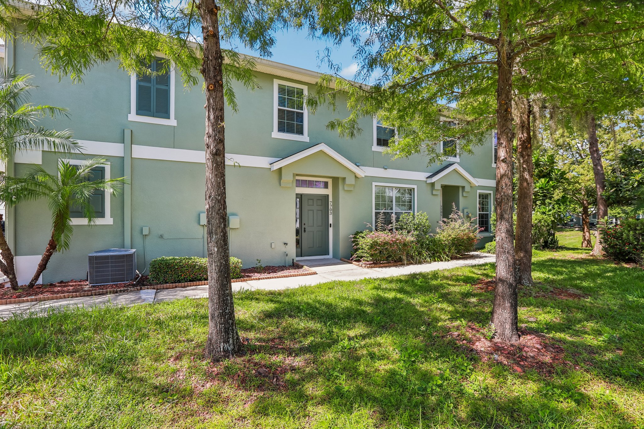 7703 Red Mill Cir, New Port Richey FL end-unit townhome for sale - photo 17
