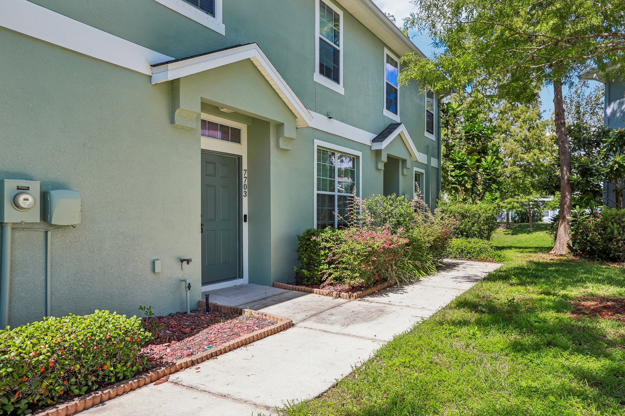 7703 Red Mill Cir, New Port Richey FL end-unit townhome for sale - photo 18