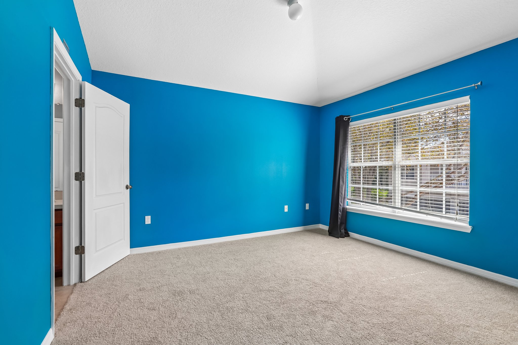 7703 Red Mill Cir, New Port Richey FL end-unit townhome for sale - photo 32