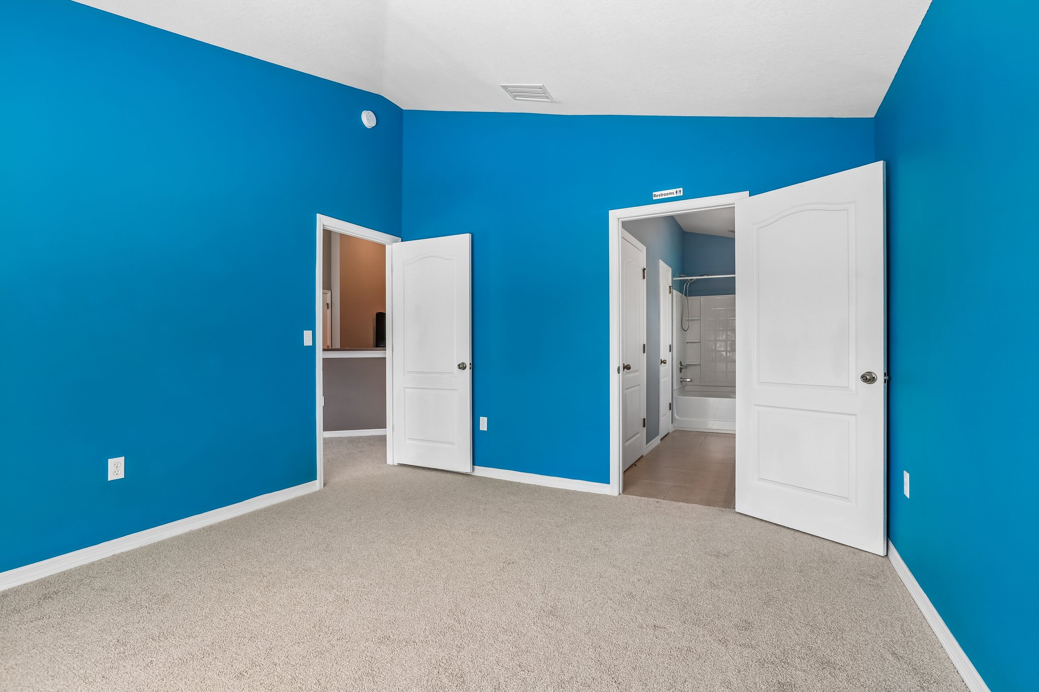 7703 Red Mill Cir, New Port Richey FL end-unit townhome for sale - photo 34